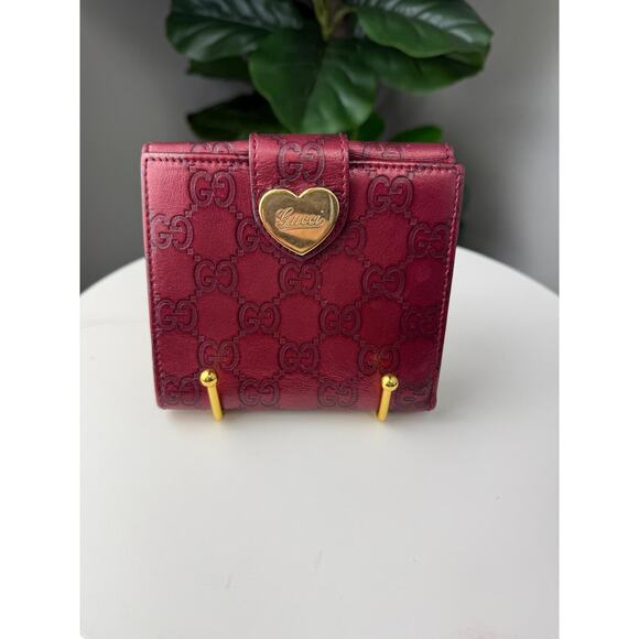 💎✨Authentic Gucci Heart Flap French Wallet - Picture 1 of 5
